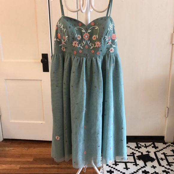Modcloth Dresses & Skirts - Sage green dress with embroidered flowers